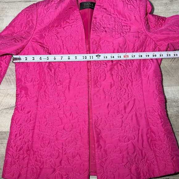 Dana Buchman Fuchsia Pink Blazer – Size 10 – Elegant & Sophisticated - Picture 8 of 9